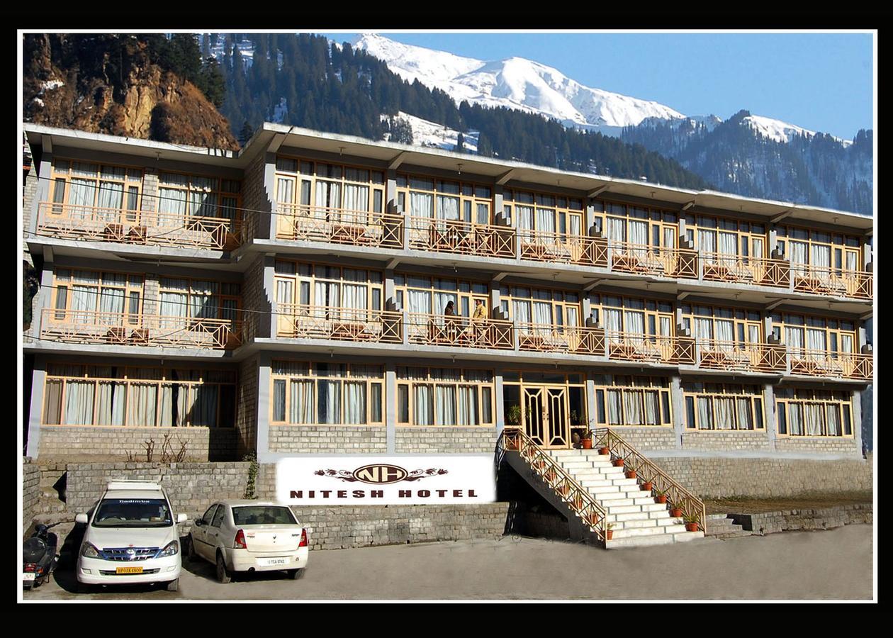 Hotel Nitesh Manāli Exterior foto